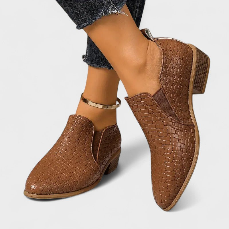 Chaussures élégantes et décontractées