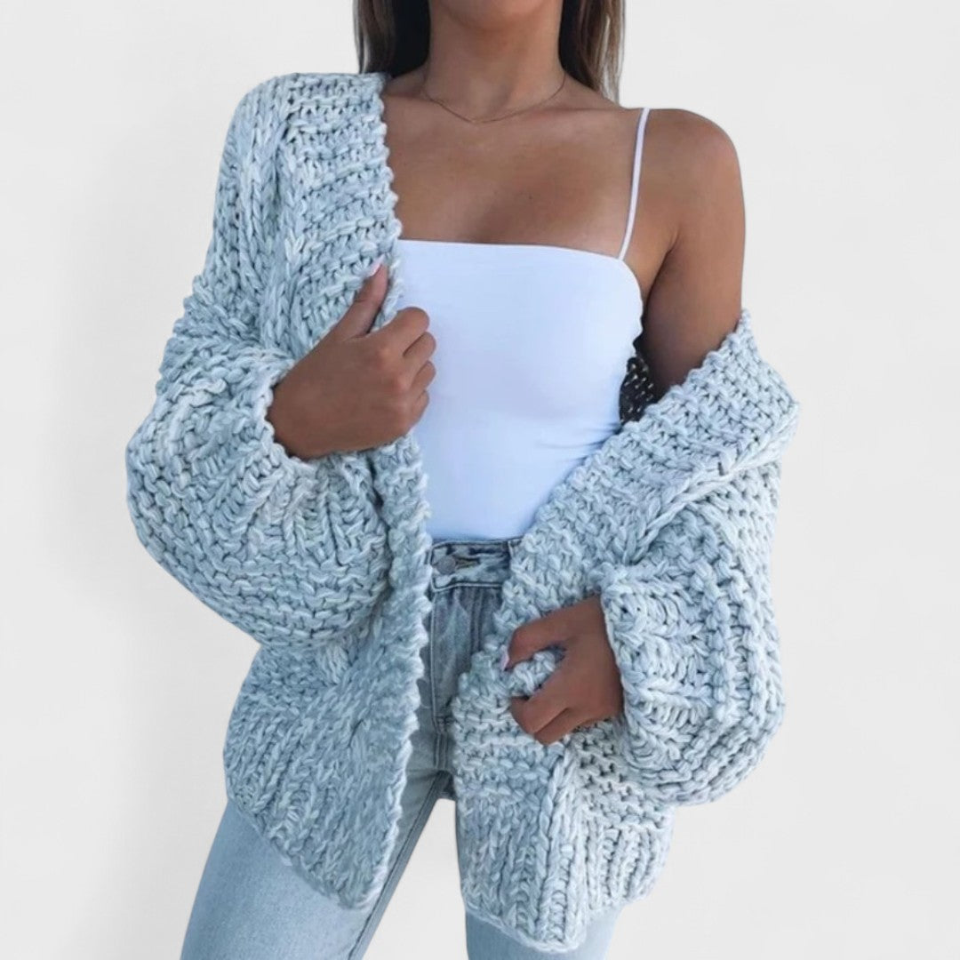 Relaxed cardigan in thick knit